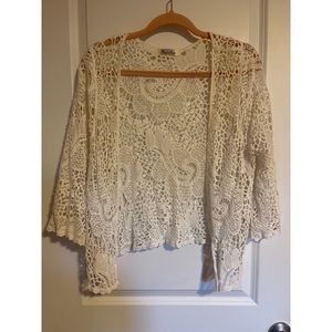 Shawl color Tan. Size M